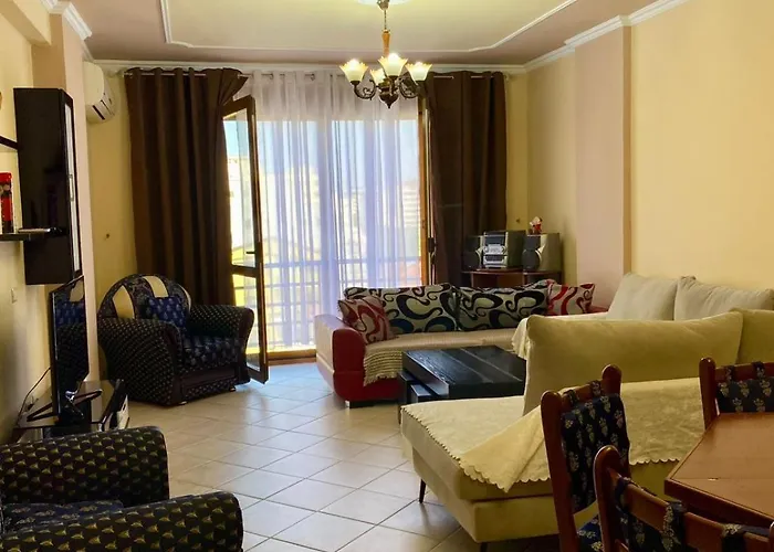 Flat In Near * Dıraç